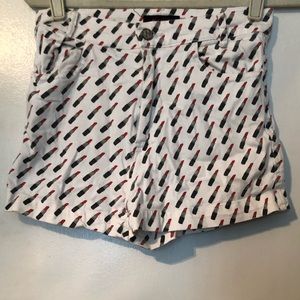 High Waisted Hot Shorts Lipstick Print